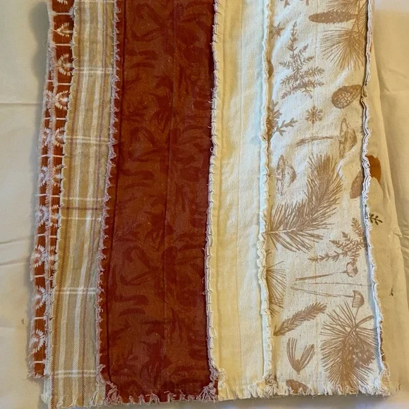 Rustic Patchwork rag Quilt - Picture 4 of 8